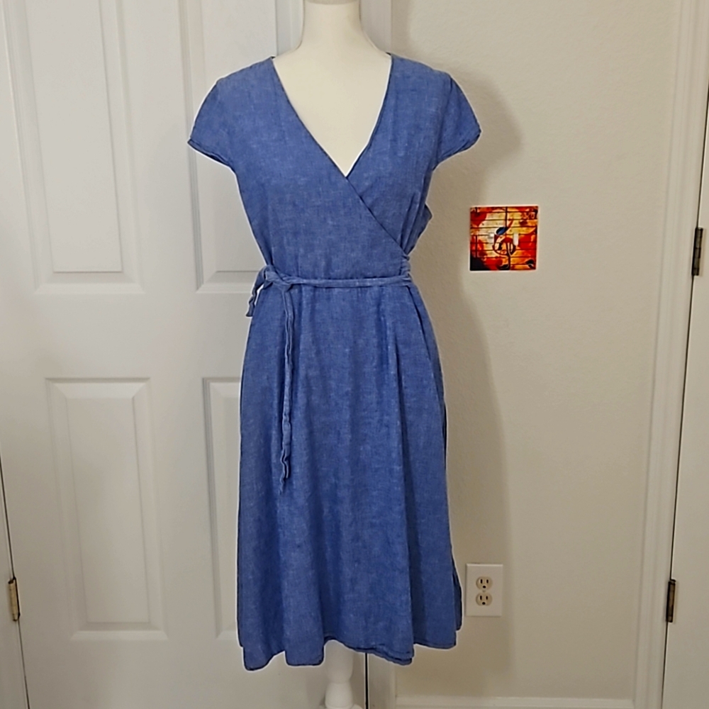 Alex Marie Dress With Pockets In A Size 12.
